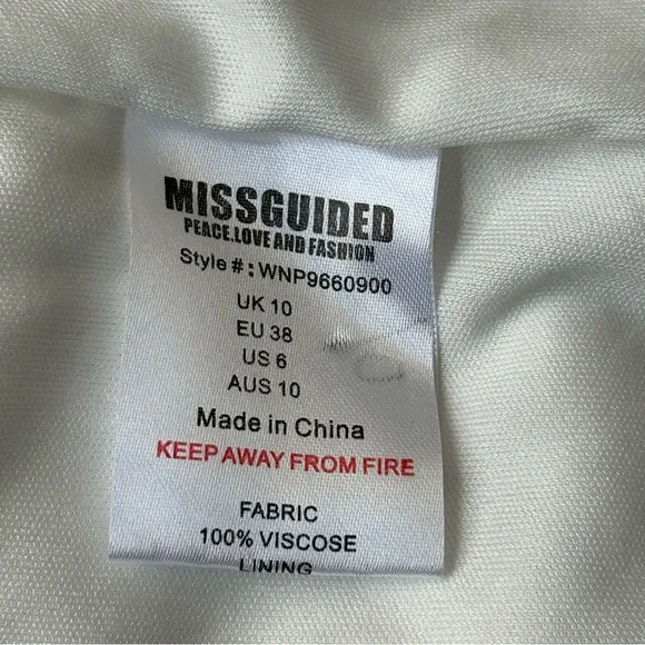 Missguided Women’s White with Blue Embroidery Romper. Size US 6. - Picture 14 of 15